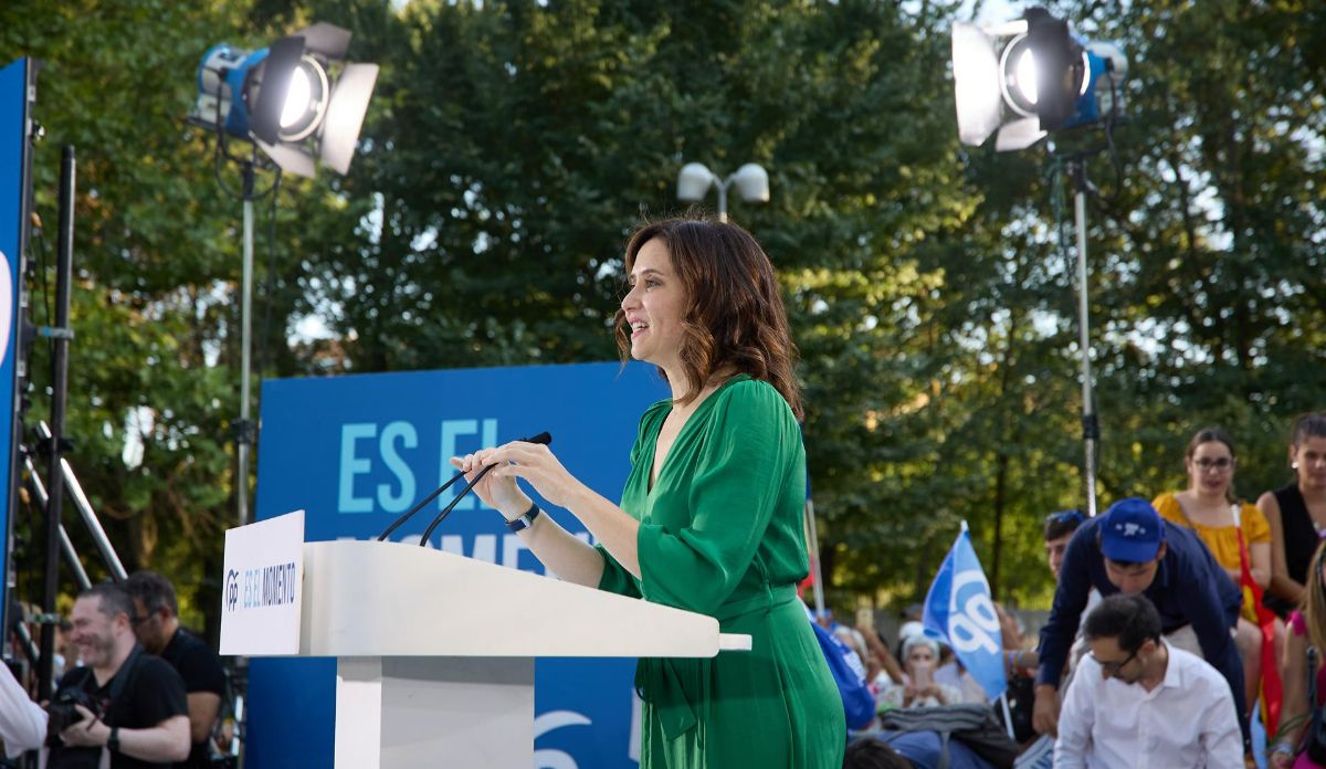 Ayuso asegura que los españoles "ya no tragan más" con el independentismo y critica que Sánchez "premie a los traidores"