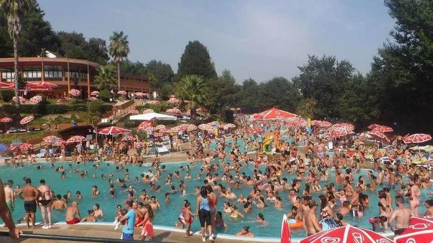 Imagen del parque acuático de Amarante, en el Norte de Portugal. // E.V.