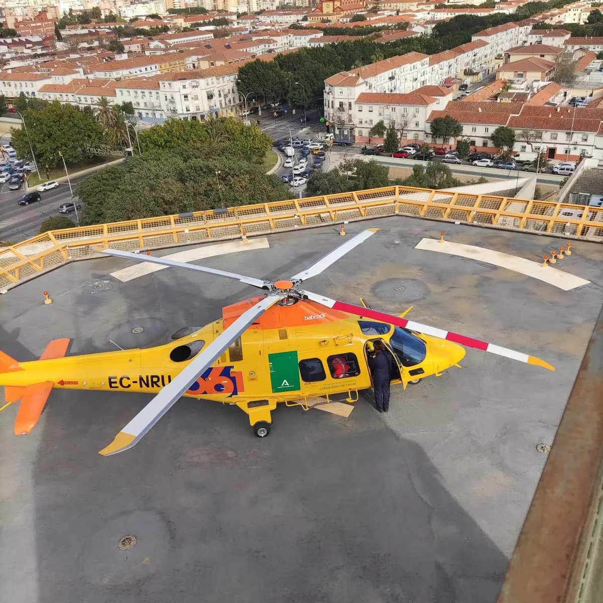 El CSIF alerta de la "inoperatividad" del helicóptero del 061 de Málaga