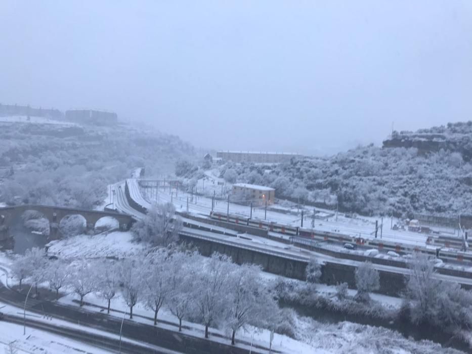 La neu arriba a Manresa