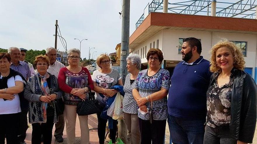 Reclaman la apertura de la piscina del Puerto de la Torre