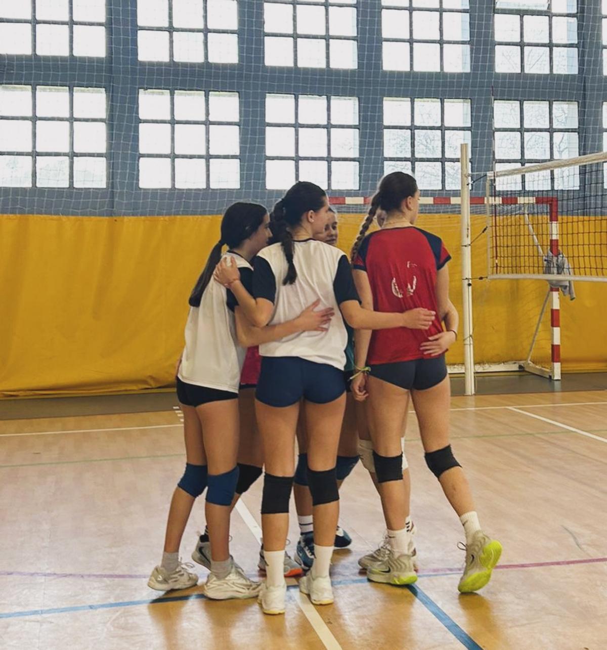 Jornadas de tecnificación de la Federación de Voleibol en Llanes