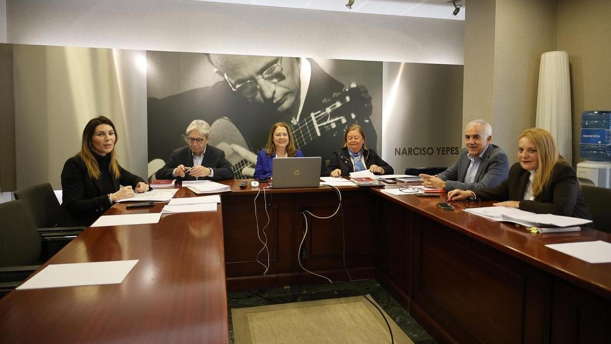 José Ángel Antelo, expresidente de Vox en Murcia, pasa al grupo mixto de la Asamblea regional, con Podemos e IU