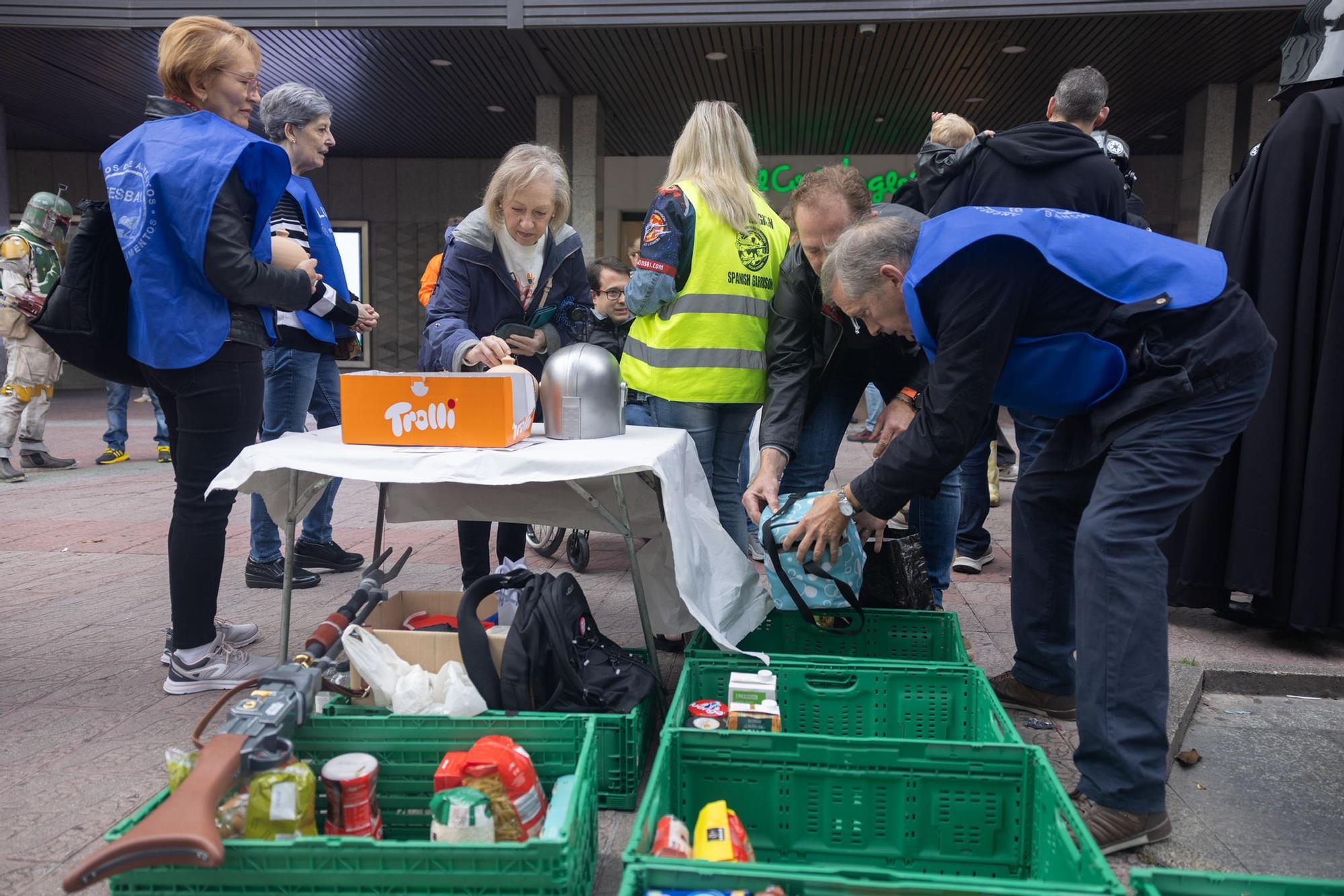 En imágenes | Campaña del Banco de Alimentos para ayudar a Valencia