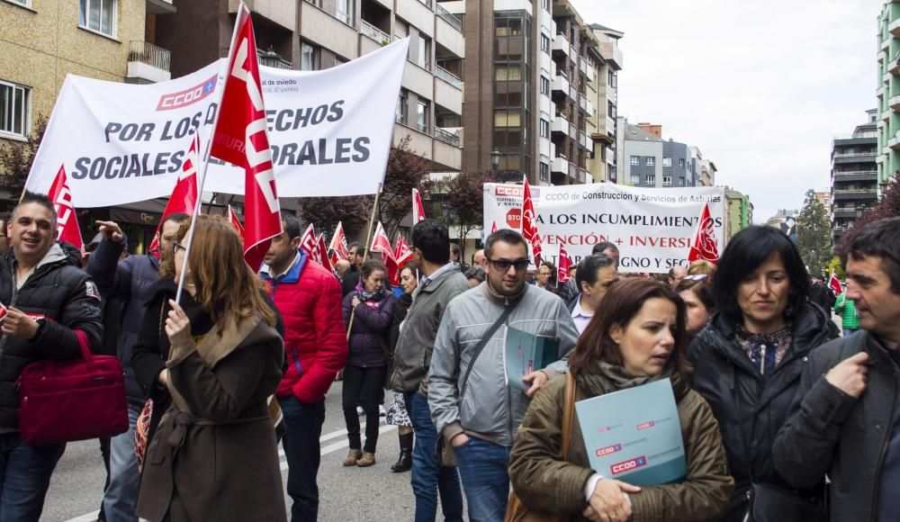 Manifestación de los sindeicatos contra la siniestralidad laboral