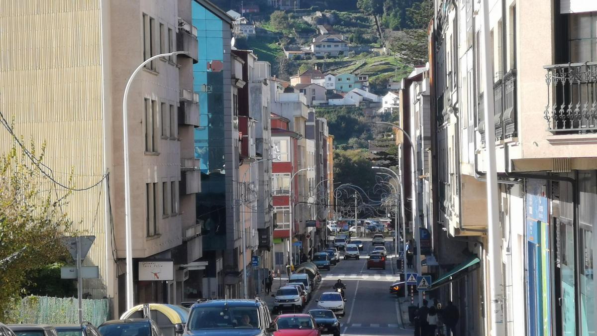Los acusados residen en la calle Pazos Fontenla, en el centro de Bueu
