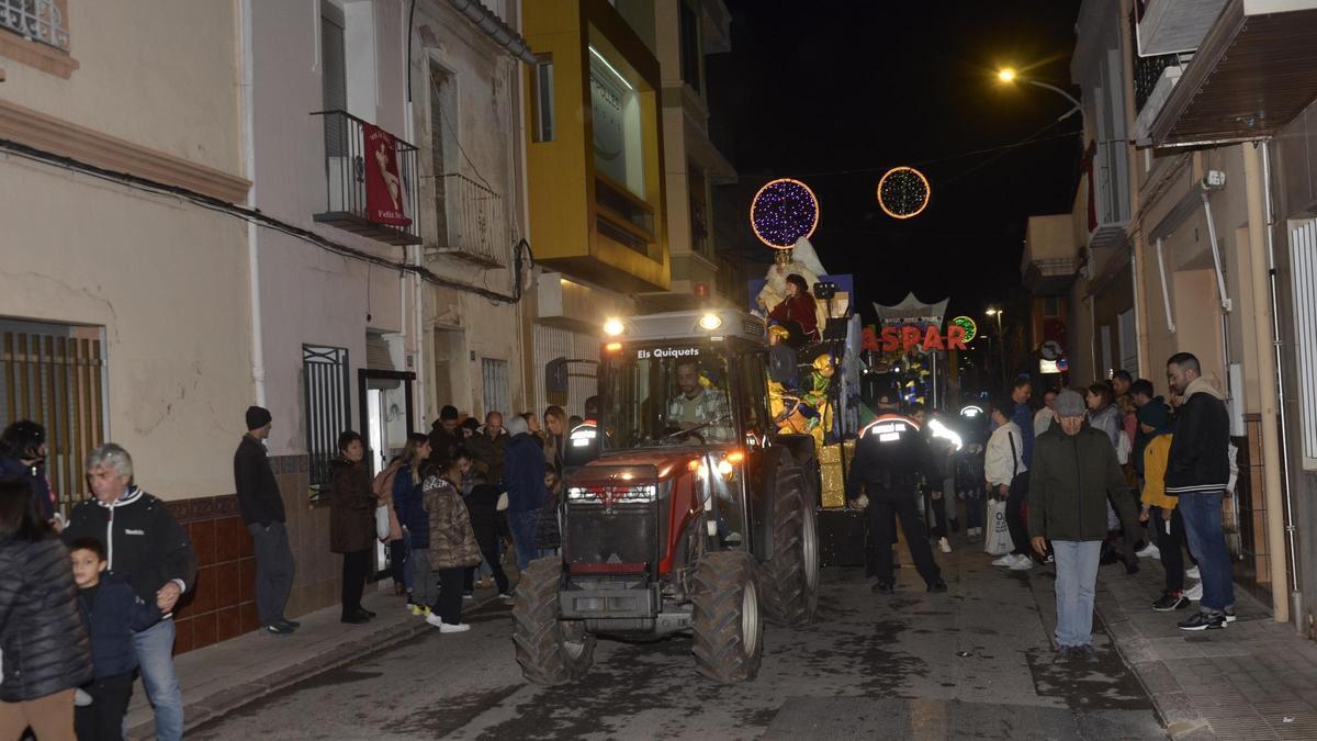 La Cabalgata de los Reyes Magos volverá a congregar a decenas de niños y niñas.