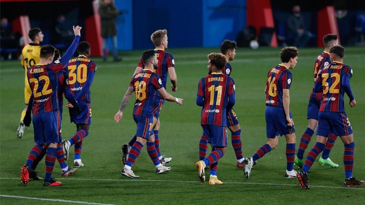 El Barça B, en el partido ante el Badalona