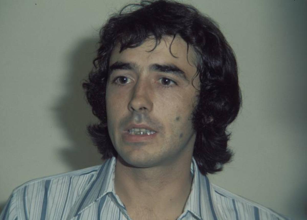 Joan Manuel Serrat quería ser cura no cantante