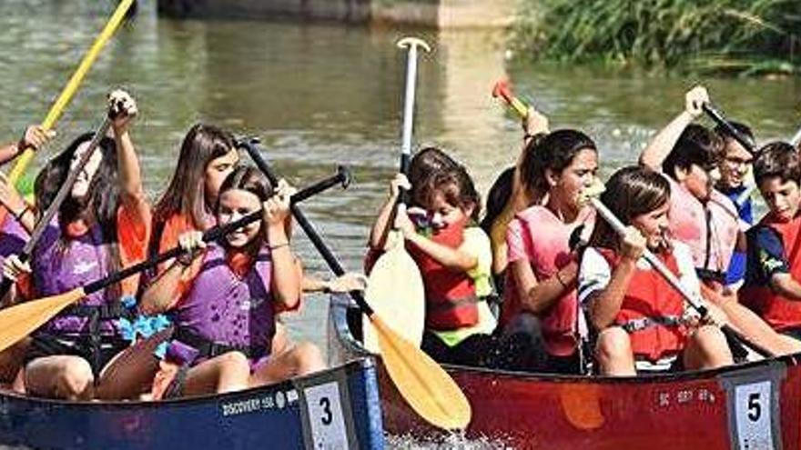 El riu Llobregat a Sallent s&#039;omplirà dissabte de canoes