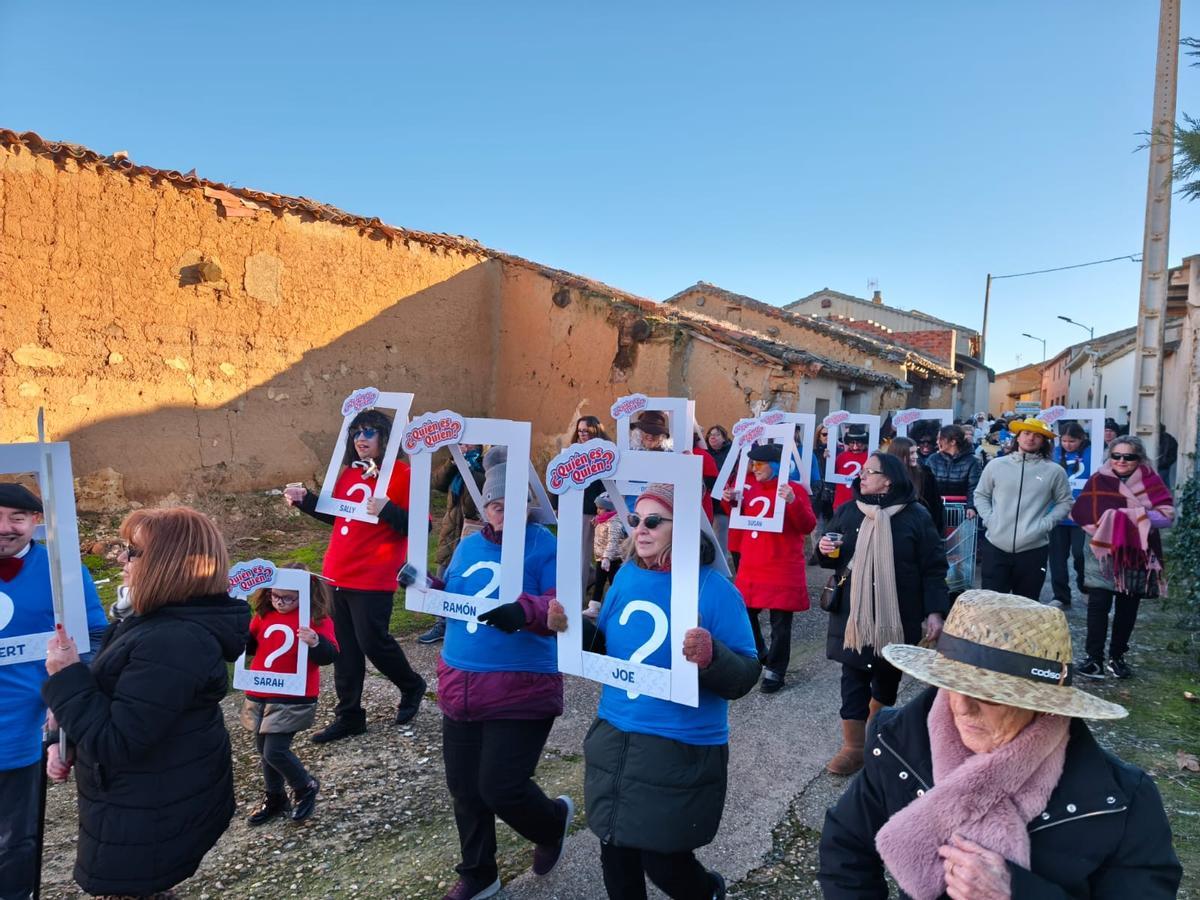 El Antruejo de Espigas recorre las calles de Villalube