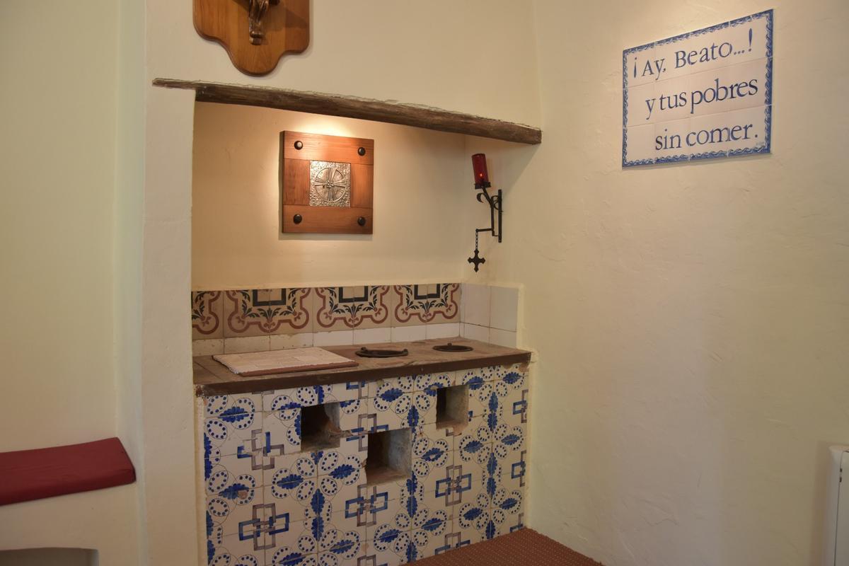 Capilla habilitada en la cocina donde se obró el milagro