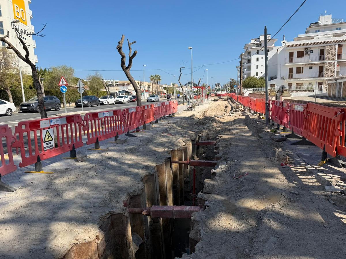 Una imagen de los trabajos que se llevan a cabo en la carretera de Artà.