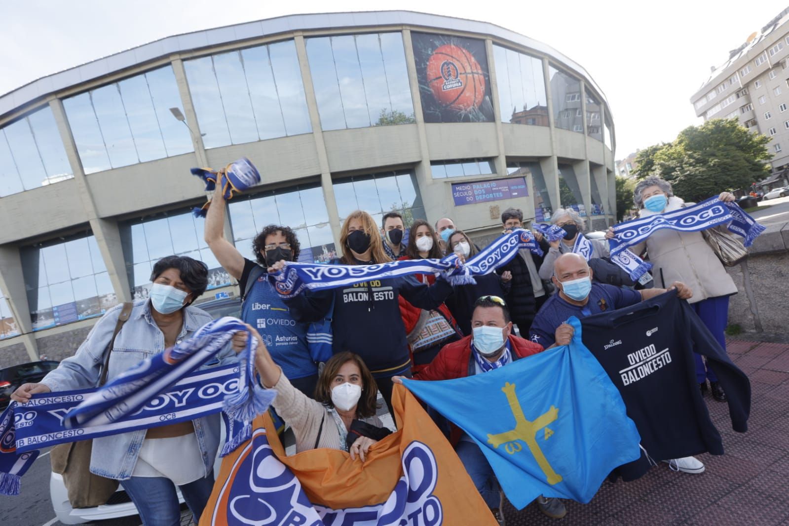 Las mejores imágenes del enfrentamiento entre el Leyma Coruña y el Liberbank Oviedo Baloncesto