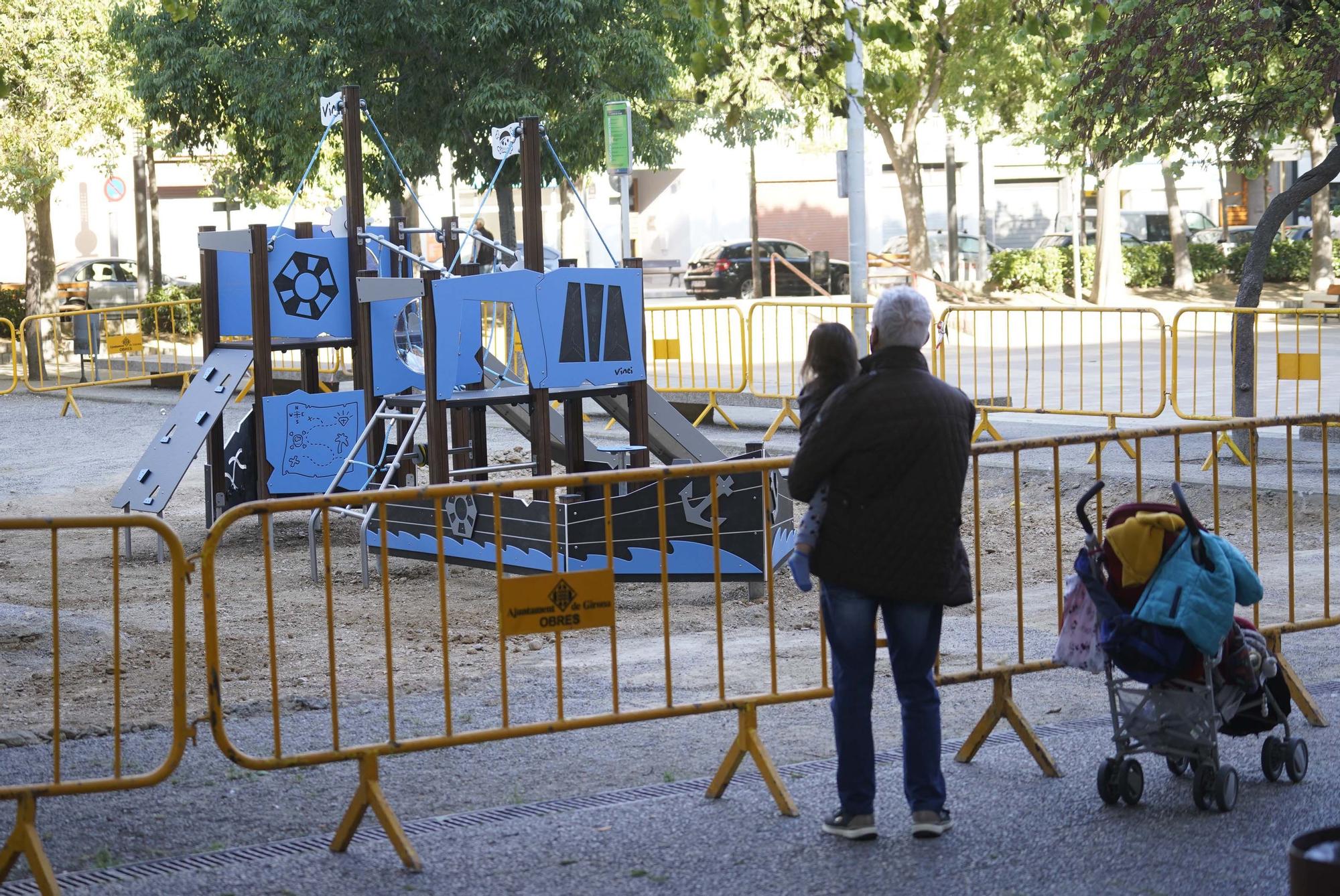 Revol pel nou vaixell de la plaça de Santa Eugènia