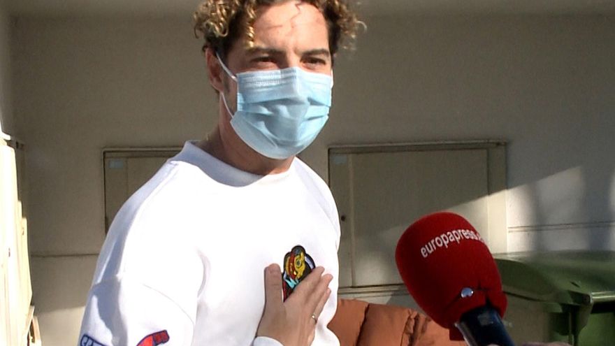 David Bisbal se reencuentra con su familia tras pasar el coronavirus