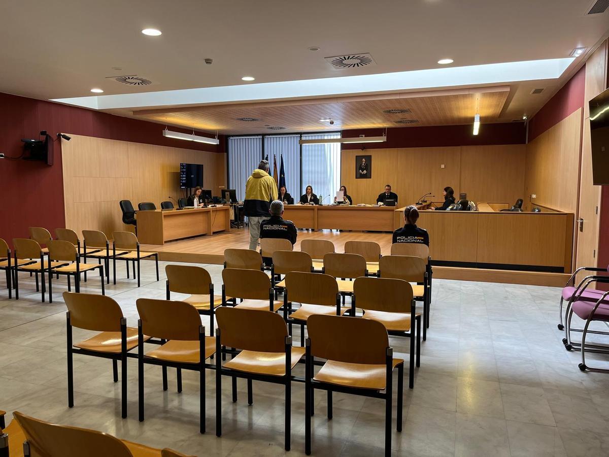Jesús Suárez declarando ante los magistrados de la sección octava de la Audiencia Provincial con sede en Gijón