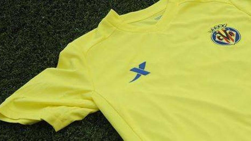 El Villarreal, obligado por la UEFA a tapar el logo de Xtep de su camiseta