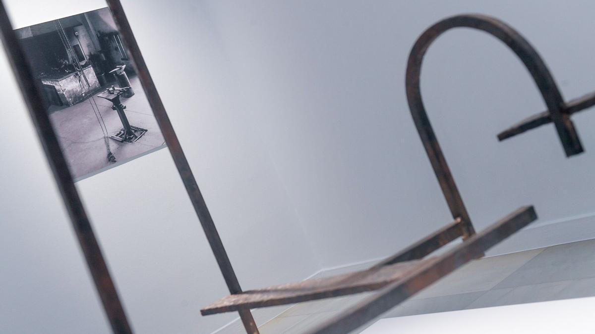 Presentación de la exposición por el centenario de Martín Chirino