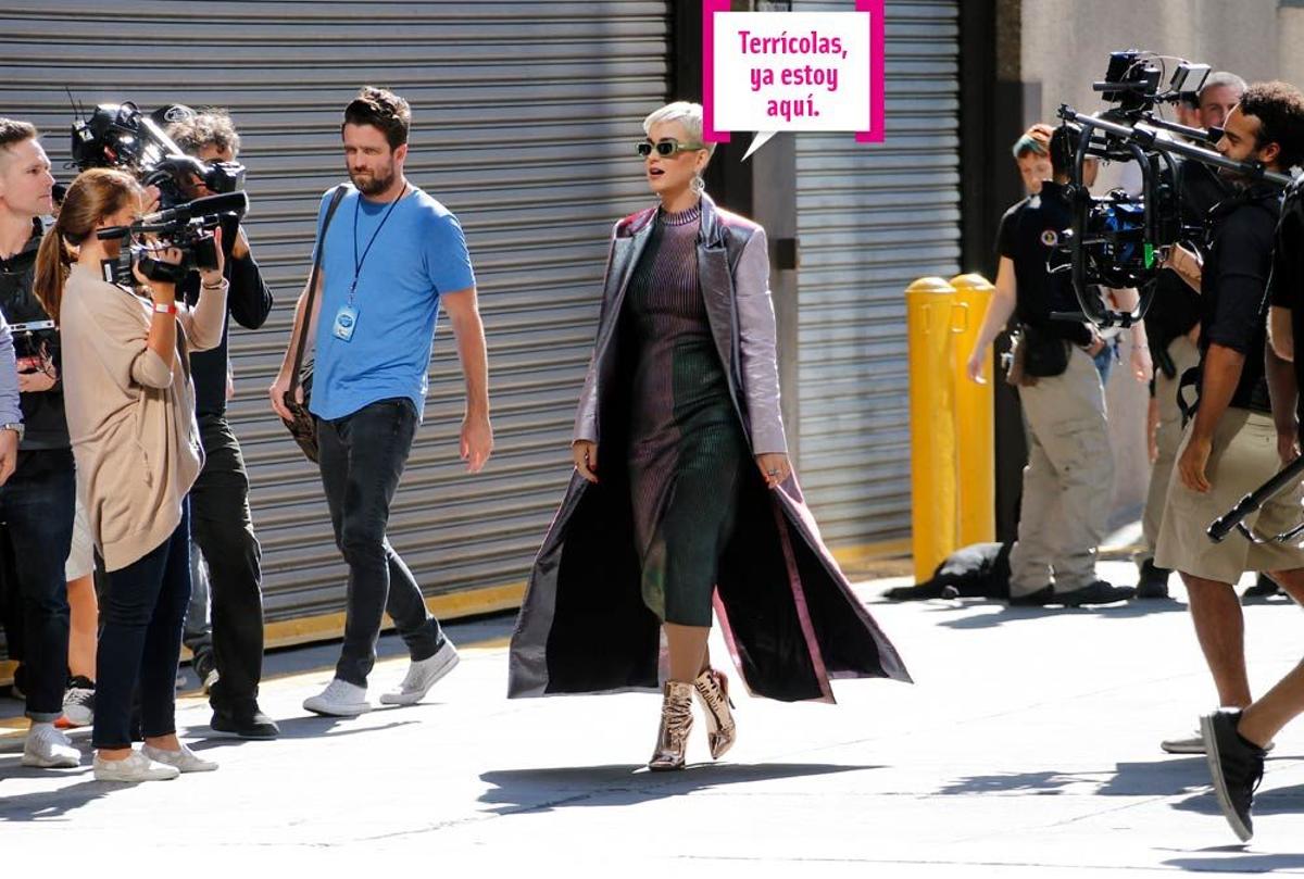 Katy Perry ha venido del futuro para cantarnos a todos