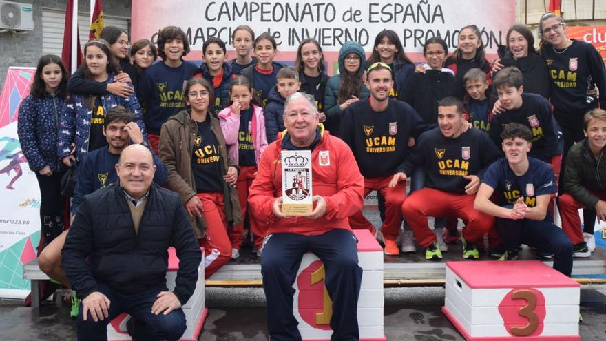 El Athleo celebra cuarenta años de vida con un gran premio de altura  | JOSÉ BERMÚDEZ