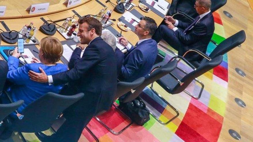 Merkel, Macron y Conte urgen a recaudar 7.500 millones para combatir el virus