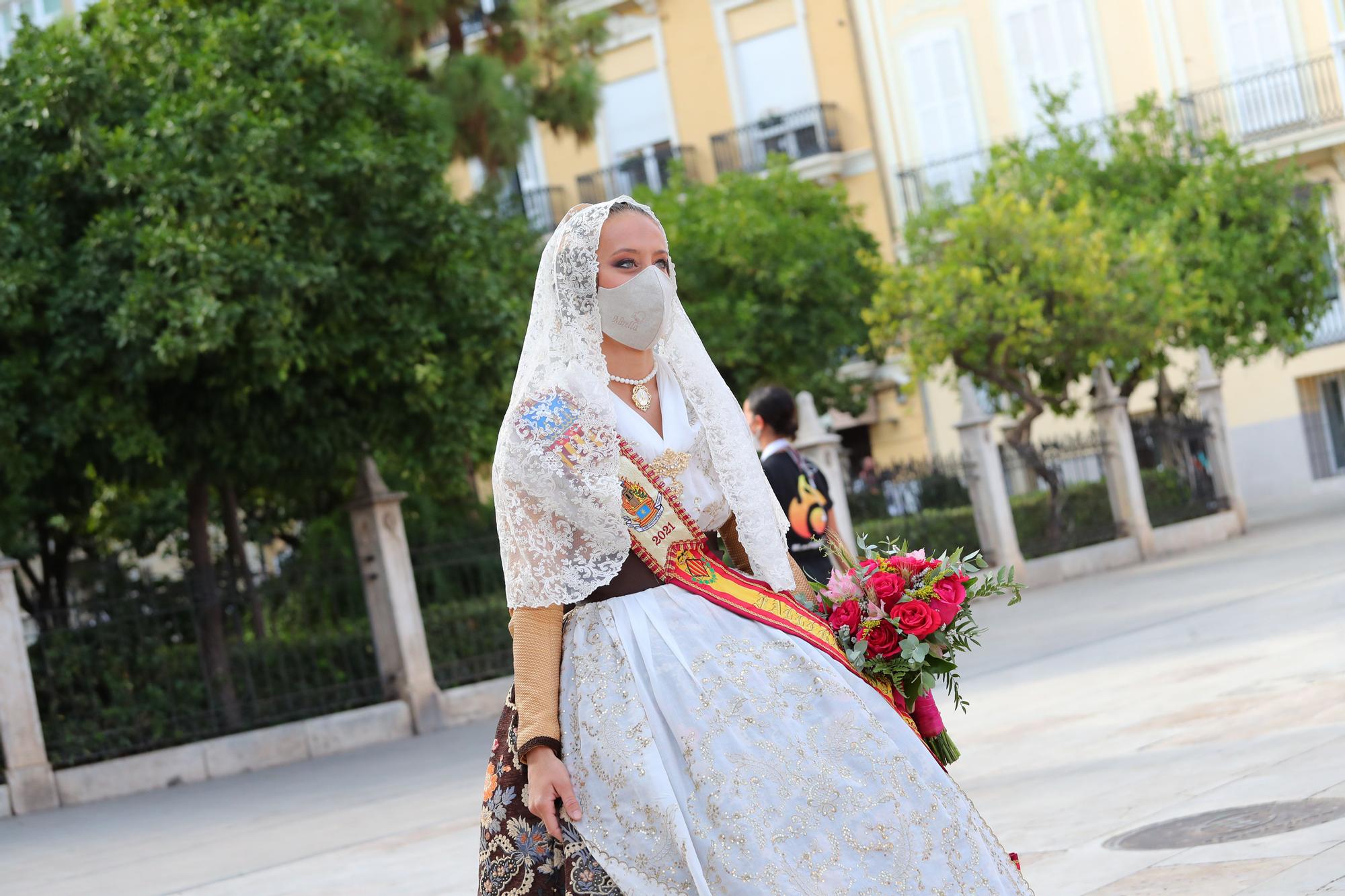 Búscate en la ofrenda por la calle caballeros de las 17:00 a las 18:00