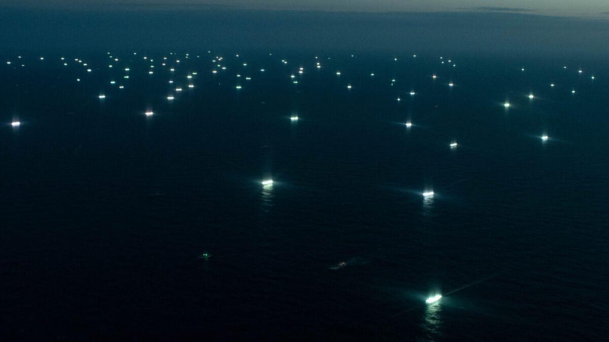 Macroflotas de arrastreros chinos destruyen los fondos marinos del planeta