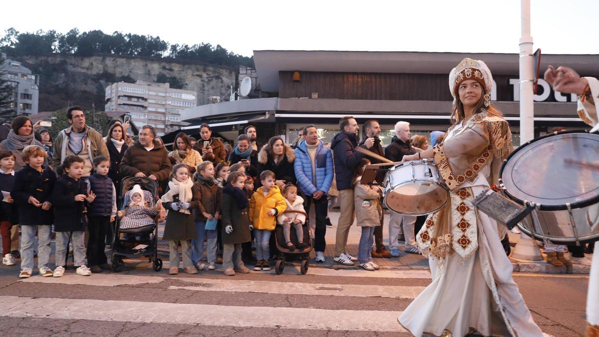 EN IMÁGENES: La llegada del Cartero Real a Salinas