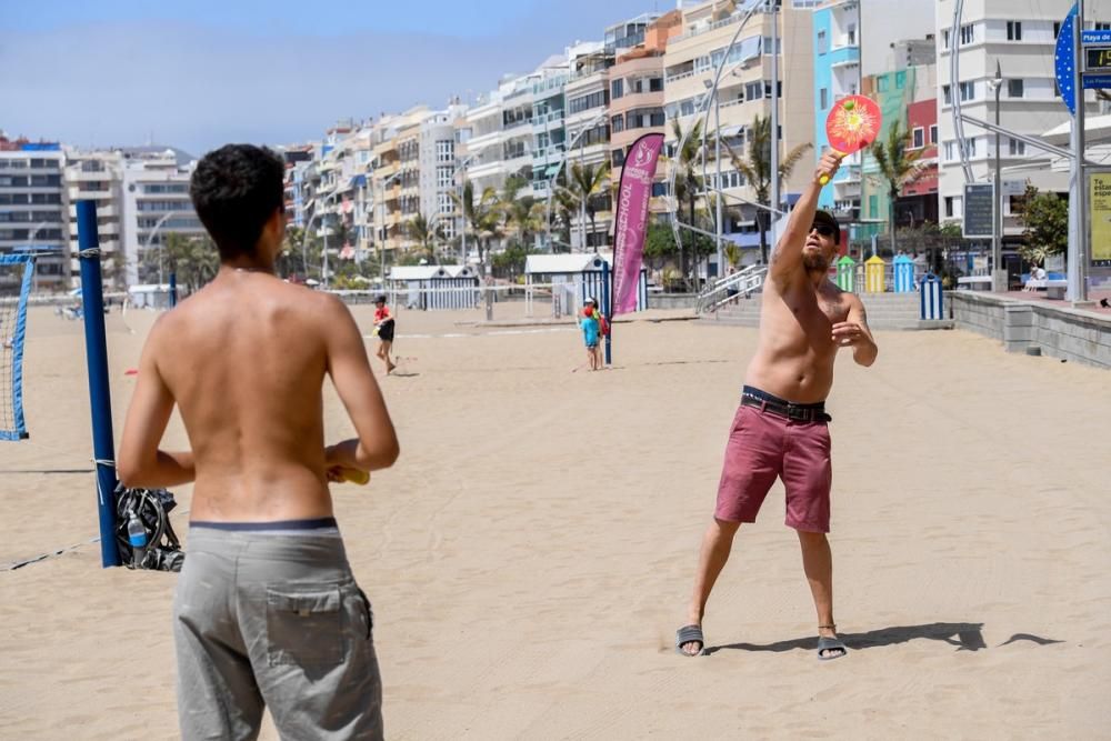 La fase 2 vuelve a llenar de vida Las Canteras