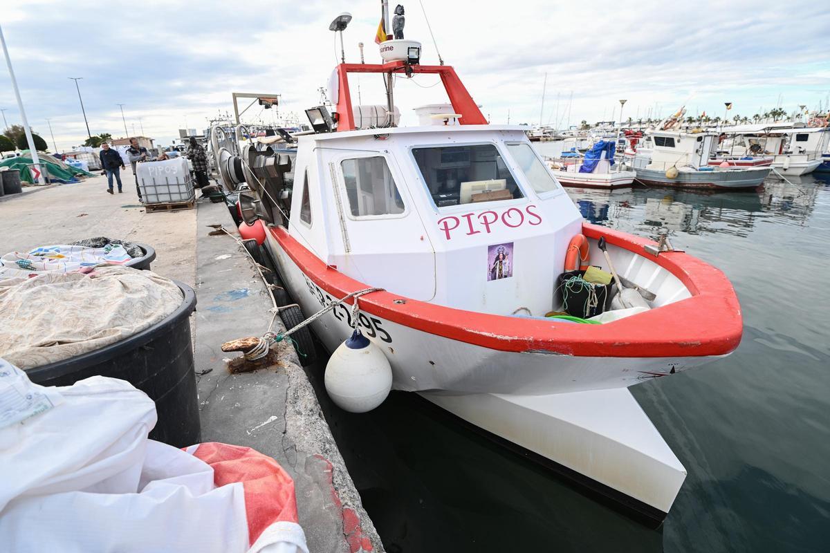 La flota pesquera alicantina amrrada contra las últimas exigencias de la Unión Europea