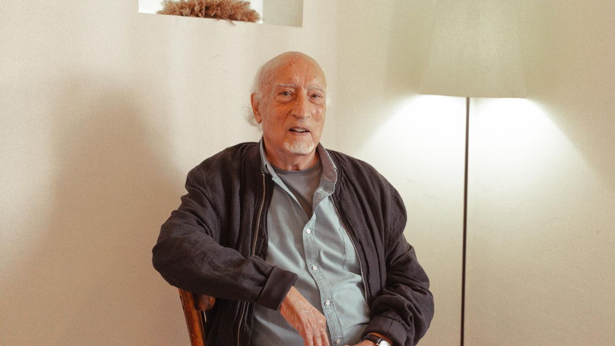 El escritor Manuel Vicent, autor de 'Una historia particular'.