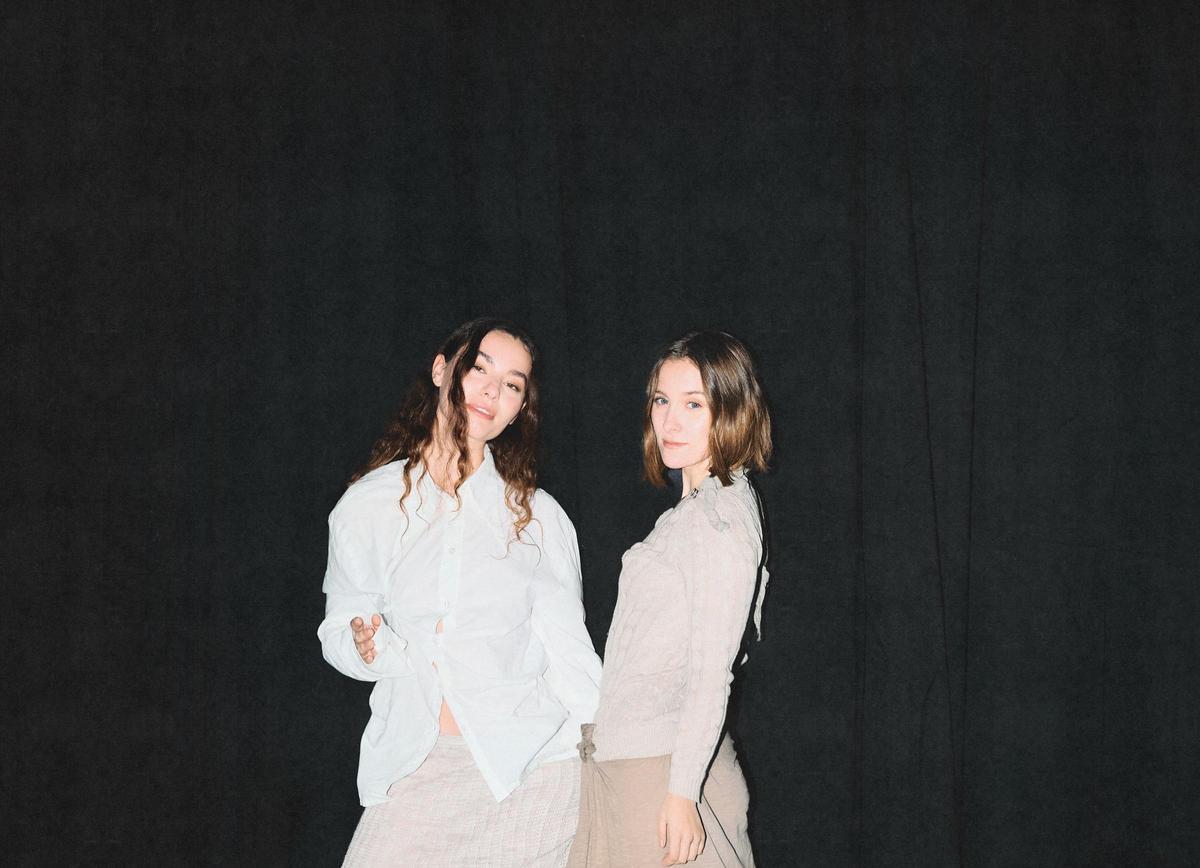 Fillas de Cassandra presenta en Santiago una preescucha exclusiva de su nuevo disco antes de su lanzamiento