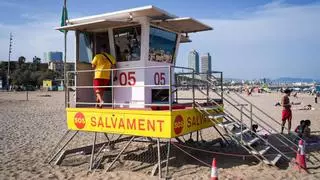 Barcelona se queda sin socorristas durante la verbena de Sant Joan