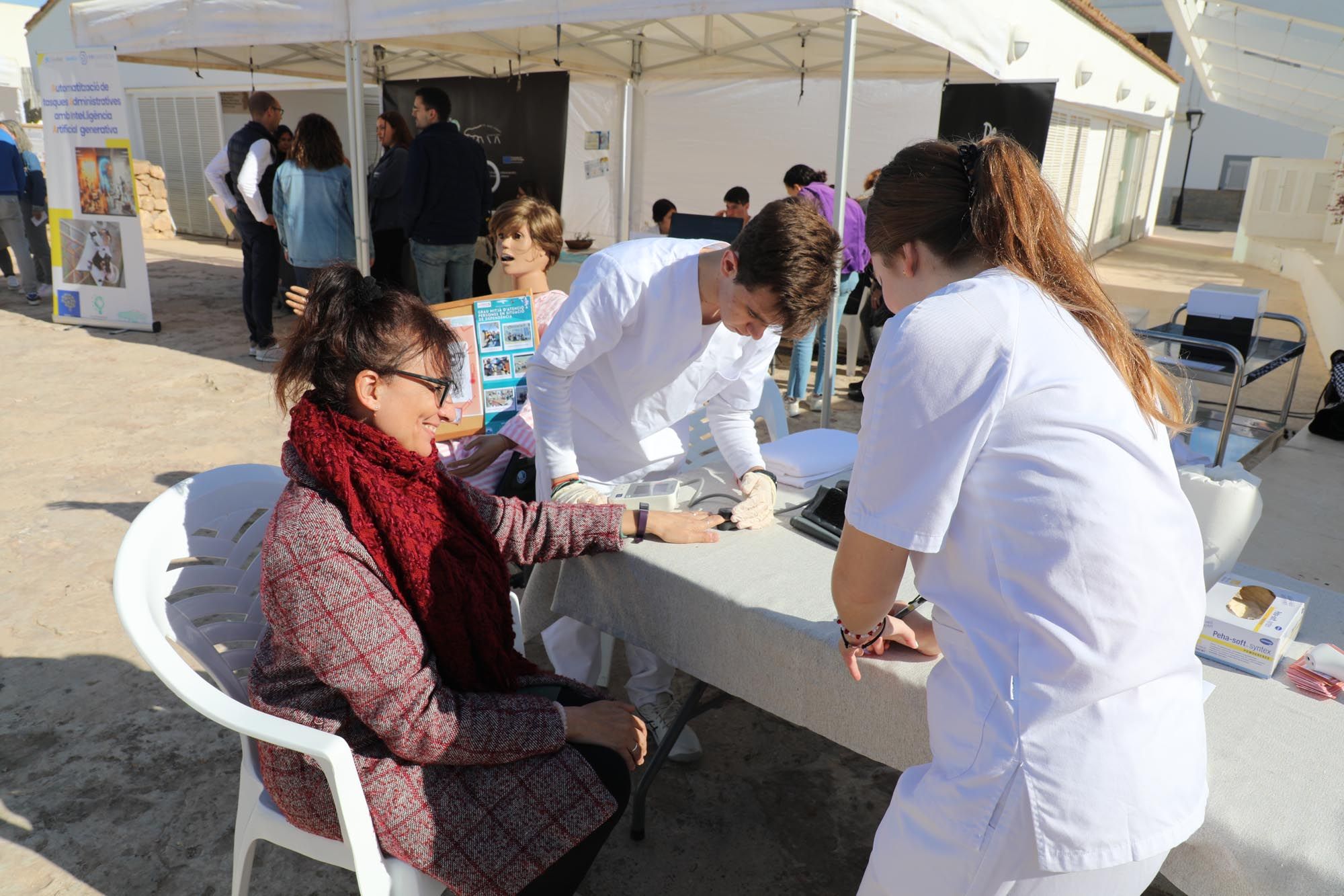 Imágenes de la Feria de Ocupación y Emprendimiento de Formentera