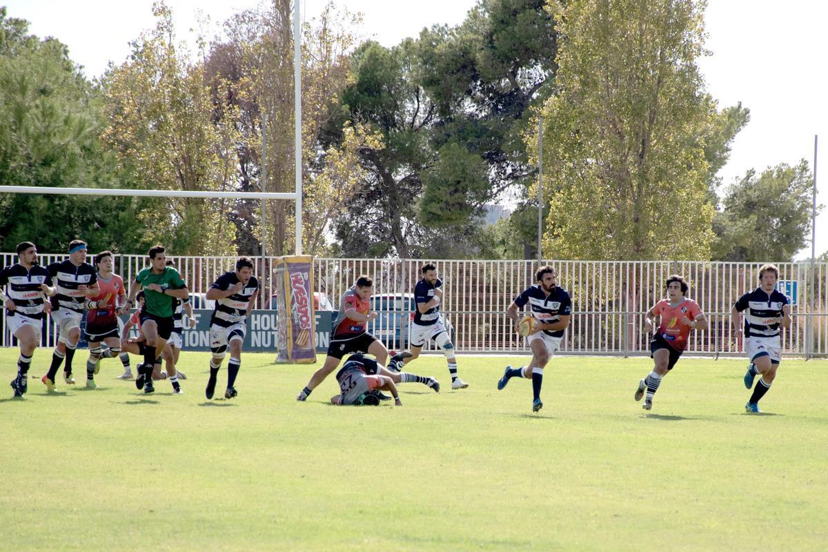 El Estadio de El Pantano fue testigo de un emocionante encuentro que marcó el debut en casa del Club de Rugby Huesitos La Vila.