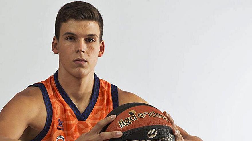 Pradilla y Pavelka se declaran elegibles para el draft NBA