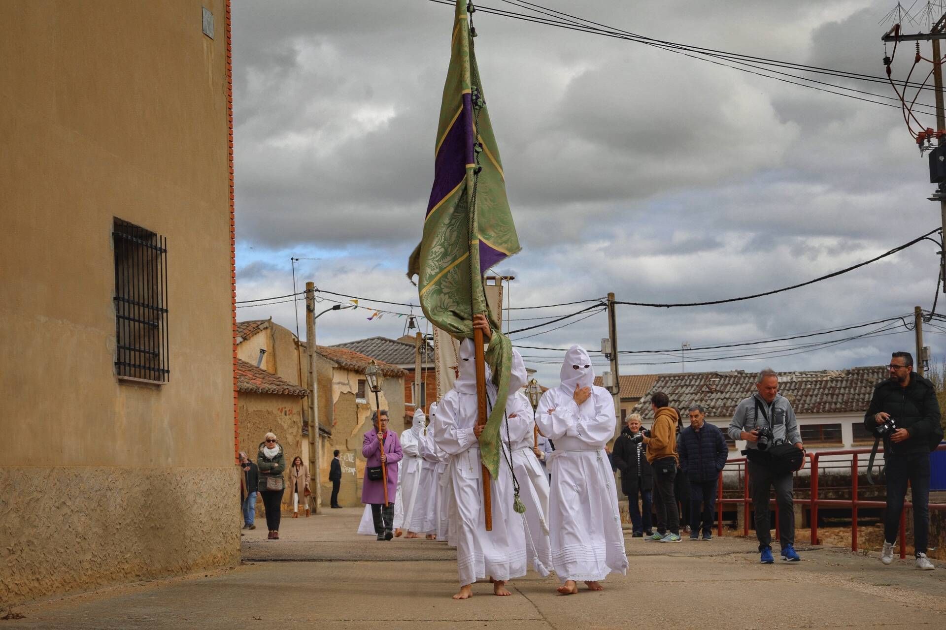 "Los Penitentes" regresan a las calles de Villarrín dos años después