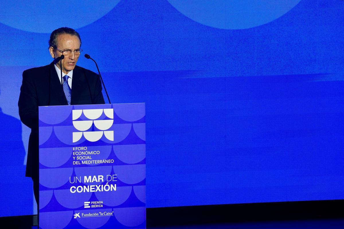 Javier Moll: "És el moment d'establir ponts perquè els ciutadans del Mediterrani recuperin el protagonisme que els correspon" Javier Moll: "És el moment d'establir ponts perquè els ciutadans del Mediterrani recuperin el protagonisme que els correspon"