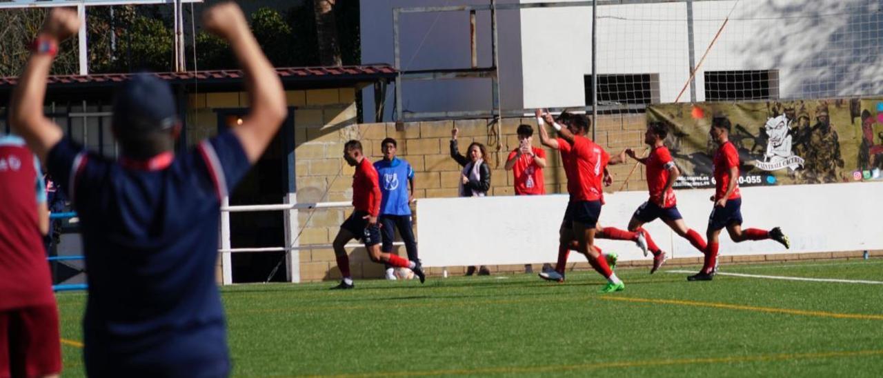 Celebración del gol del Diocesano, obra de Dani Sales.