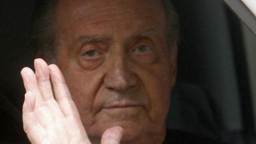 Don Juan Carlos, a su salida del hospital.