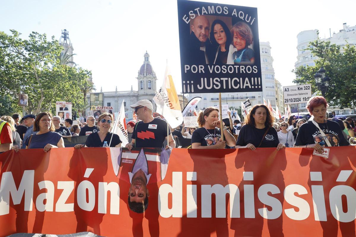 Séptima manifestación contra Mazón en València
