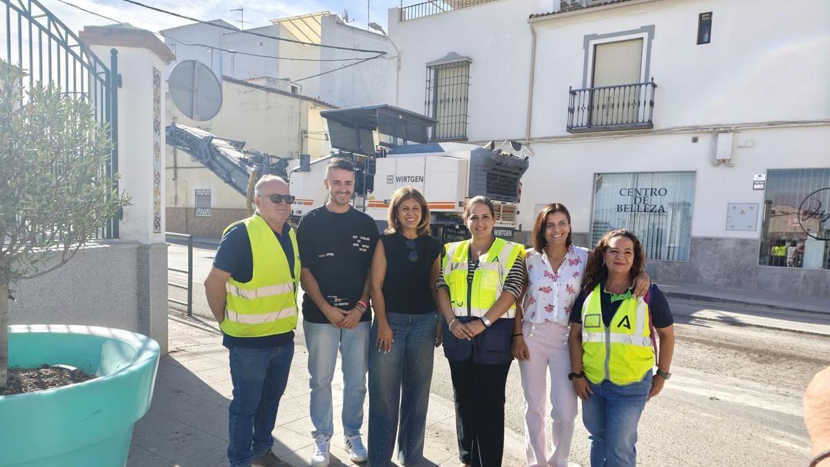 La Junta mejora el firme de la travesía de Benamejí para reforzar la seguridad y comodidad de los vecinos