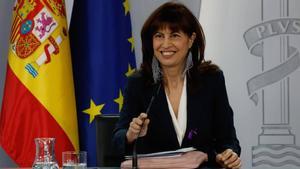 La ministra de Igualdad, Ana Redondo, en la rueda de prensa posterior al Consejo de Ministros.