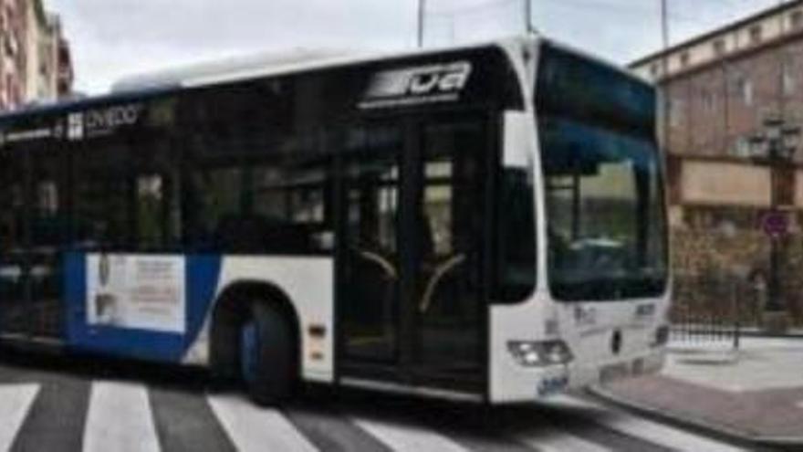 Un home de 74 anys grapeja una menor al bus tres vegades en tres dies