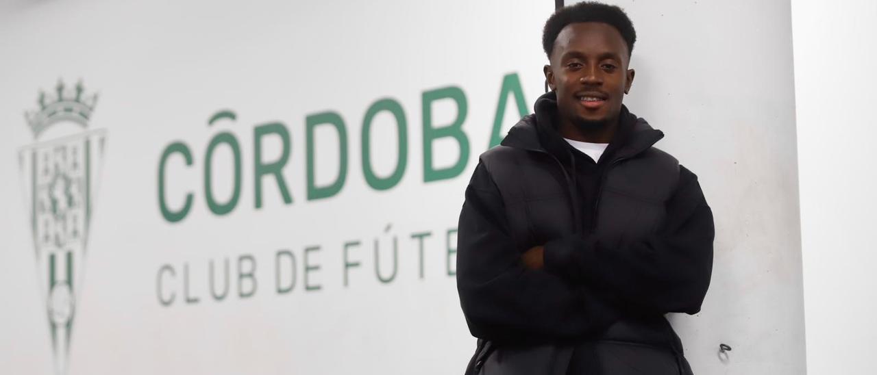 Youssouf Diarra, futbolista del Córdoba CF, valora el rendimiento del equipo, sus metas y nueva vida.