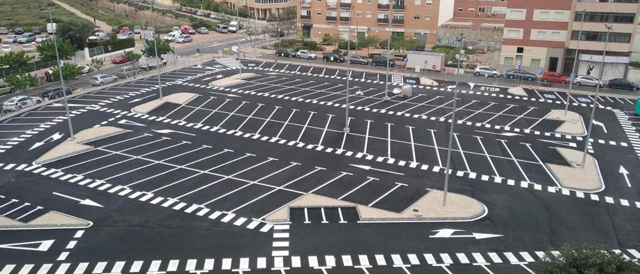 Vista general del nuevo aparcamiento en San Gabriel