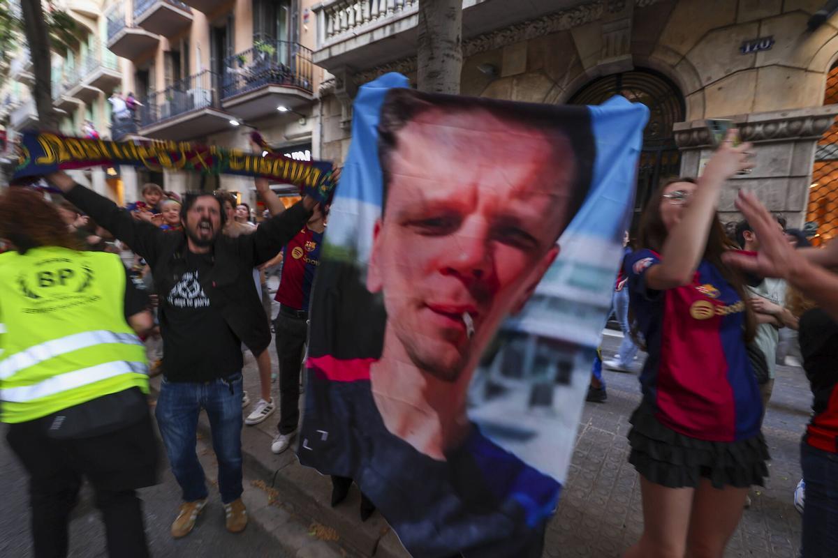 RUA FC BARCELONA . FOTO: VALENTI ENRICH
