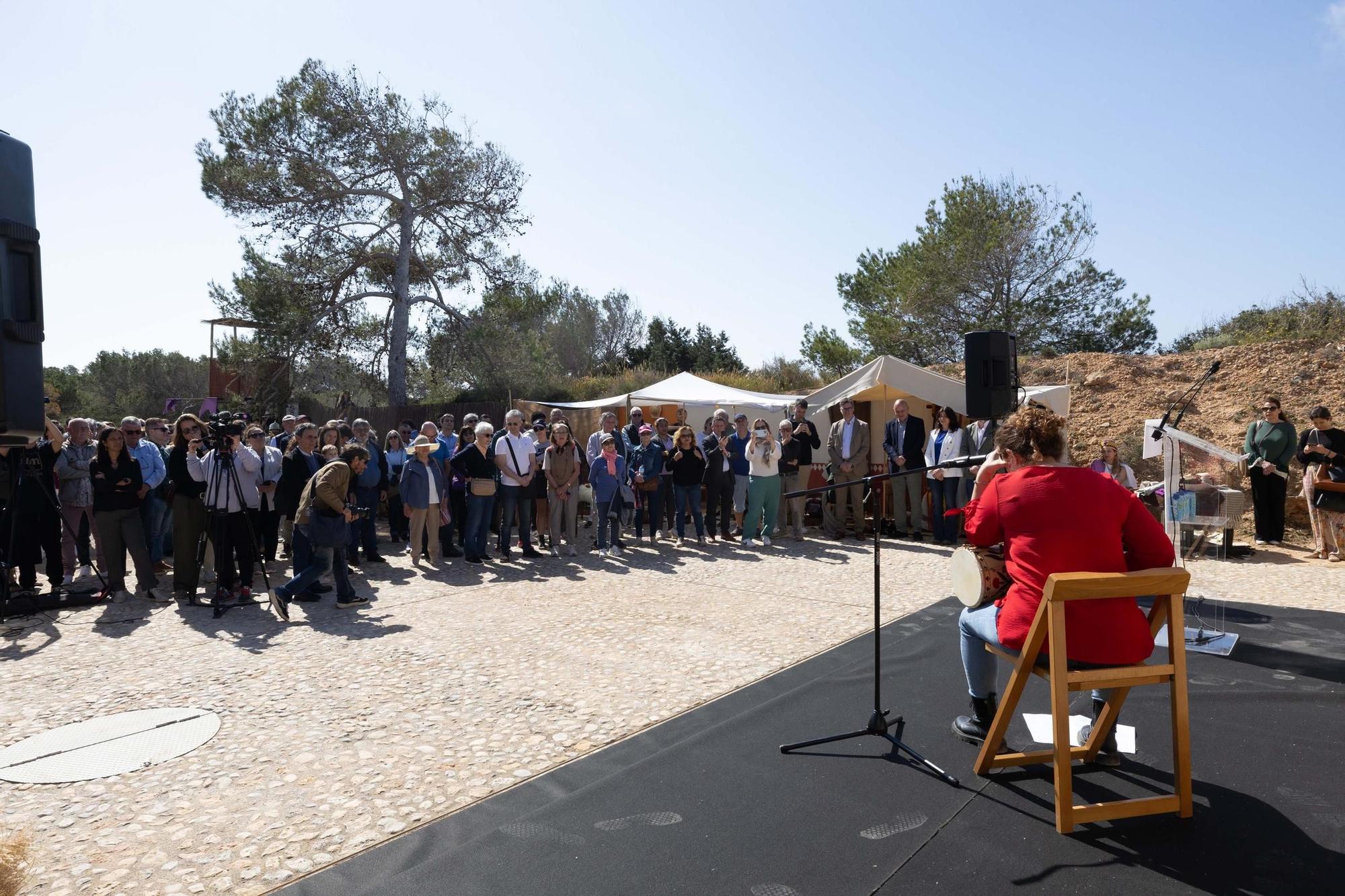 Apertura del Yacimiento Fenicio de Sa Caleta