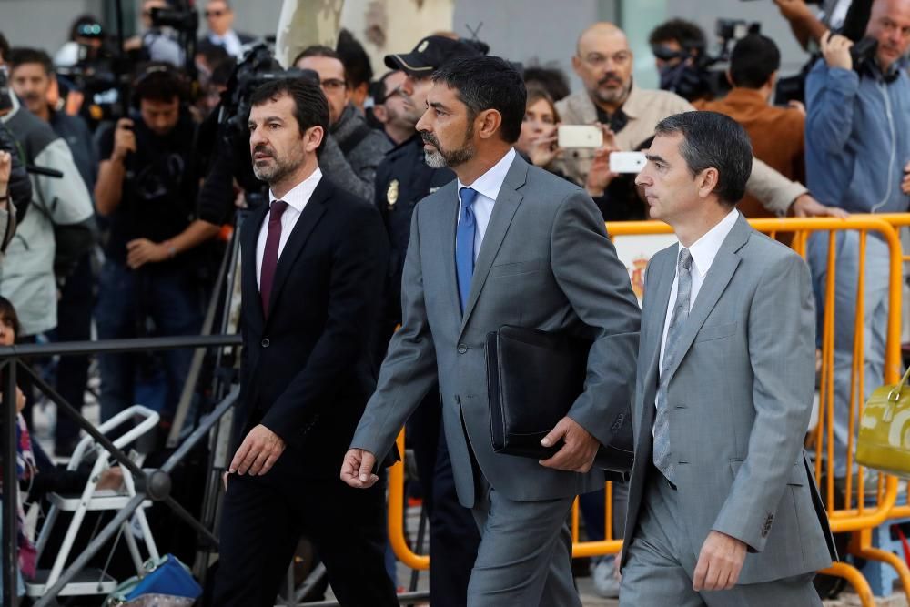 Trapero, Sánchez i Cuixart declaren a l'Audiència